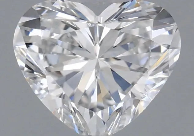 0.30ct Heart Natural Diamond (Colour E, Clarity VVS1, GIA Certified)